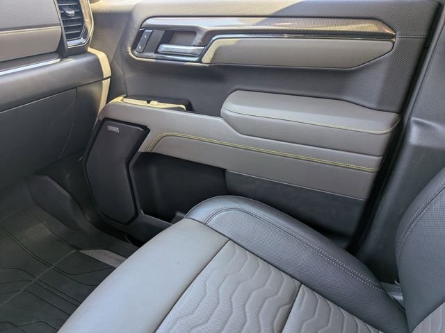 Used 2022 Blue Chevrolet ZR2 image 17
