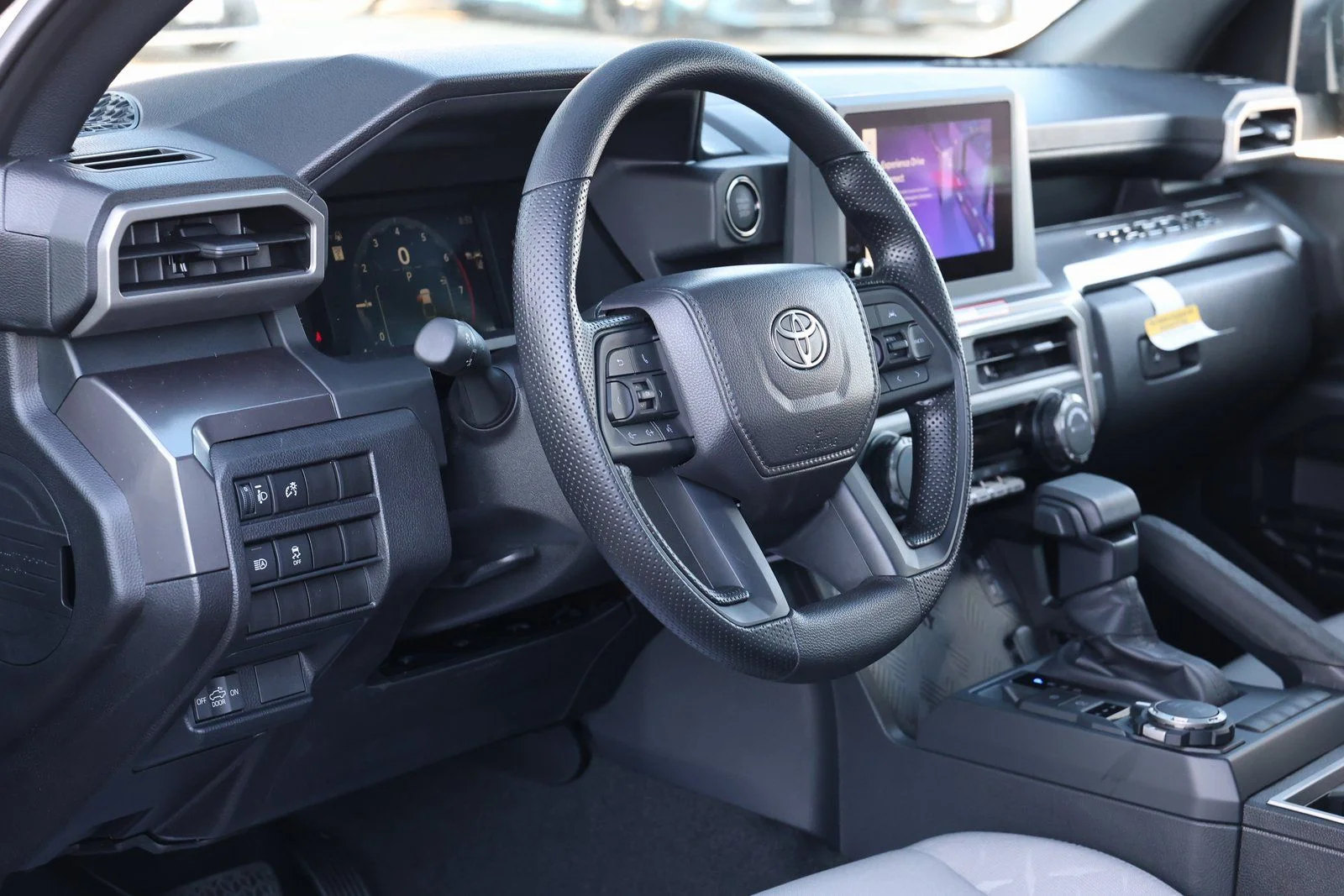 2026 Toyota Tacoma SR5 - Photo 15