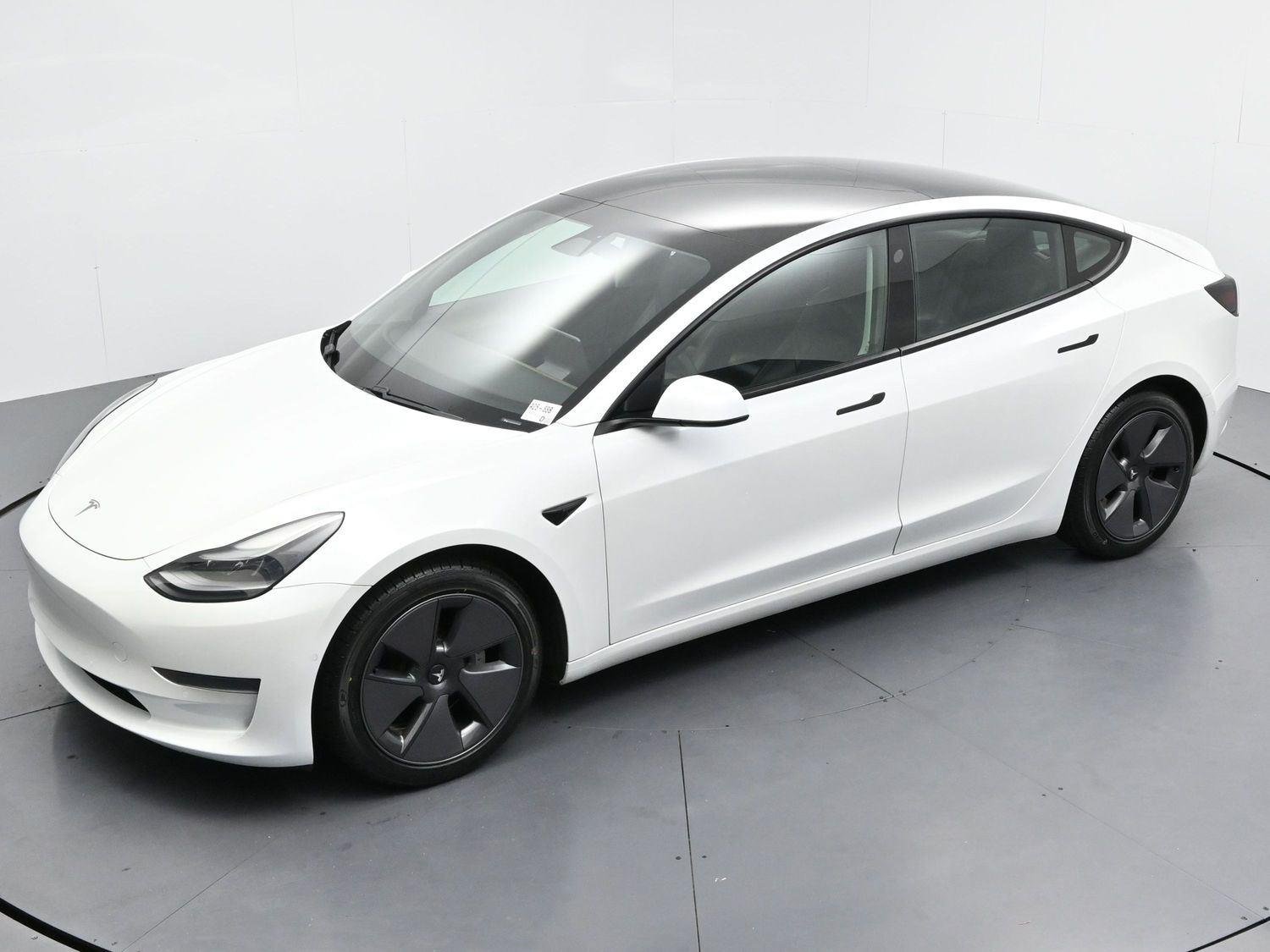 Used 2021 Pearl White Multi-Coat Tesla Standard Range Plus image 38