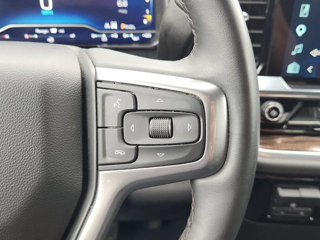 Used 2025 Black Chevrolet LT image 30