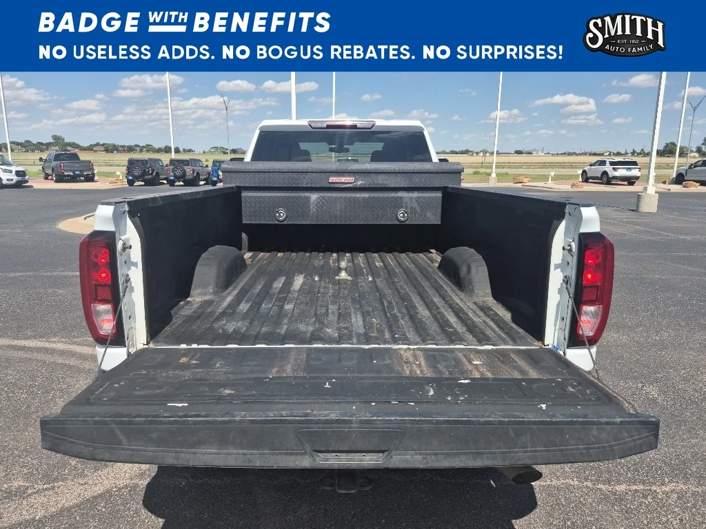 Used 2022 Summit White GMC Pro image 16