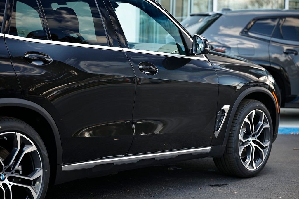 2026 BMW X5 50e - Photo 8
