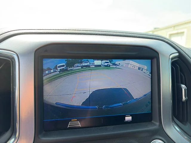 Used 2020 Black GMC SLE image 20
