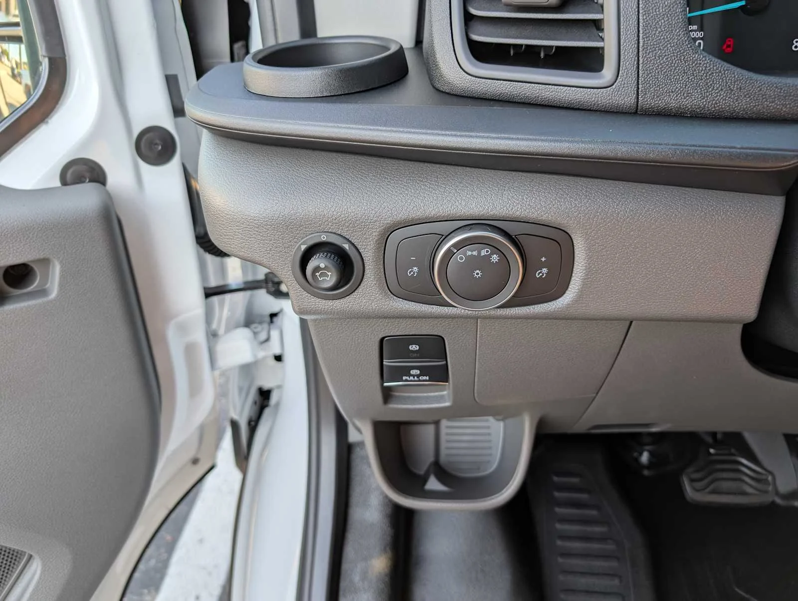 2025 Ford Transit Van Base - Photo 28
