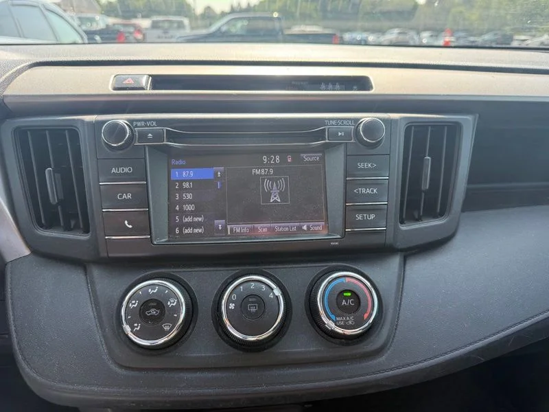 Used 2018 Gray Toyota LE image 11