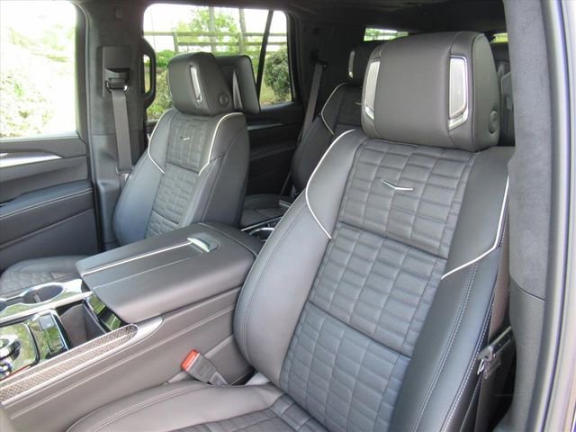 2026 Cadillac Escalade V-Series - Photo 18