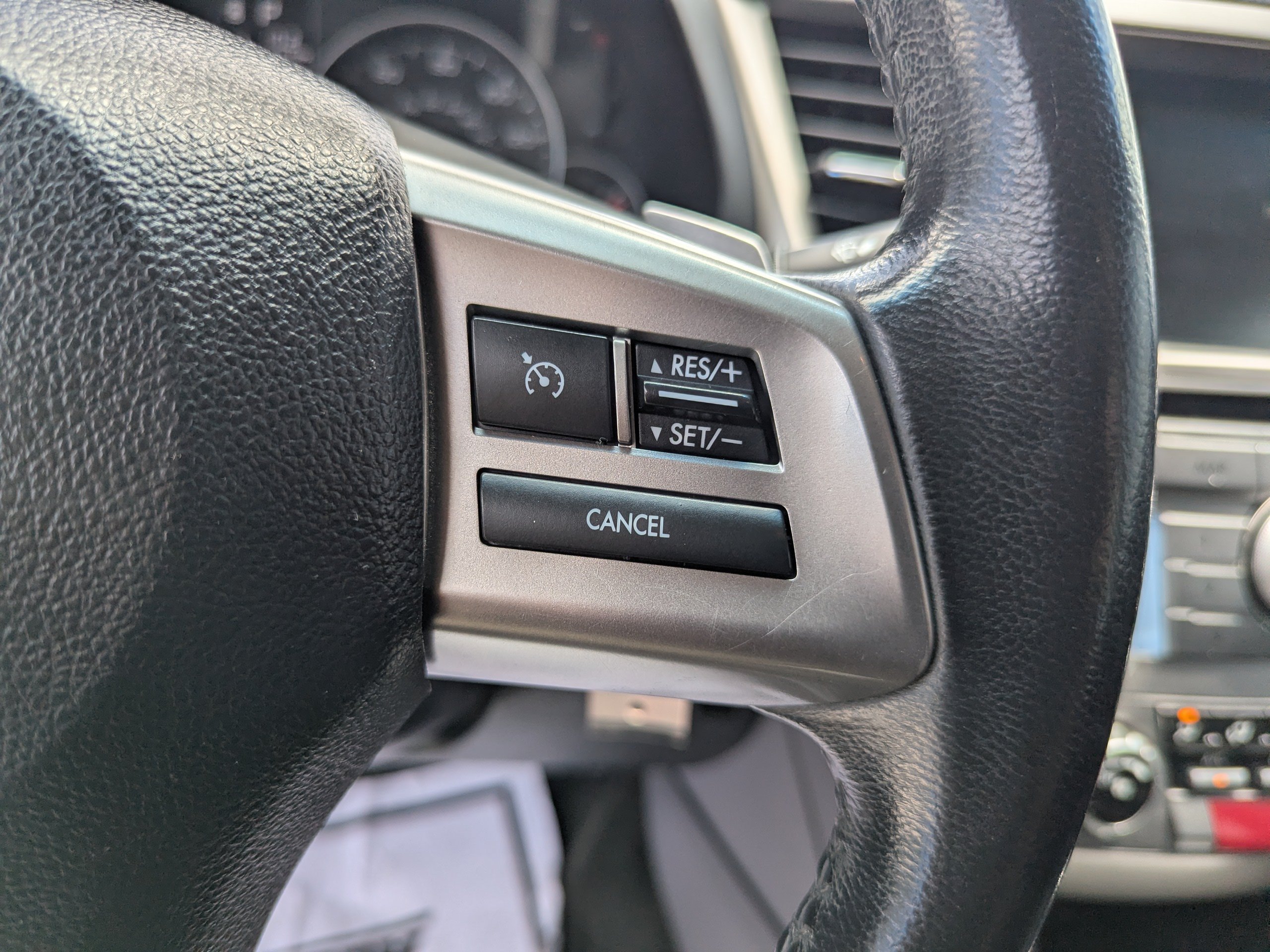 Used 2014 Silver Subaru 2.5 i Sport image 17