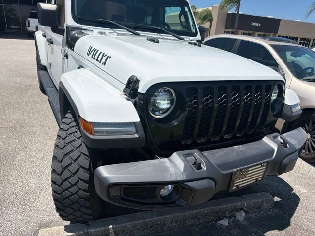 Used 2022 White Jeep Willys image 1