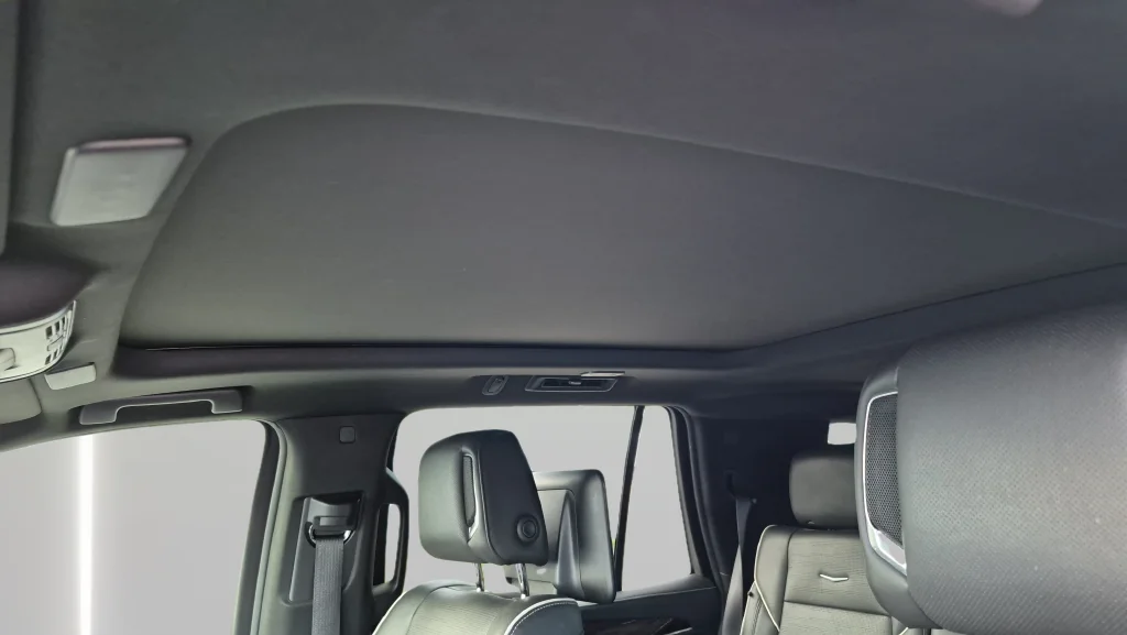 Used 2021 Black Cadillac Premium Luxury image 19