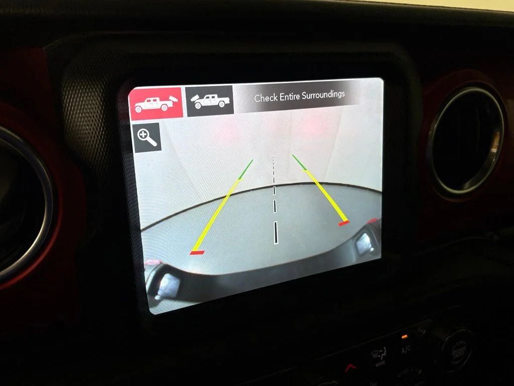 Used 2021 Gray Jeep Rubicon image 25
