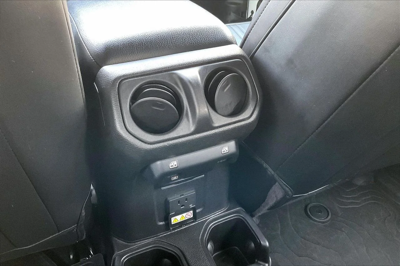 Used 2023 White Jeep Sport image 16