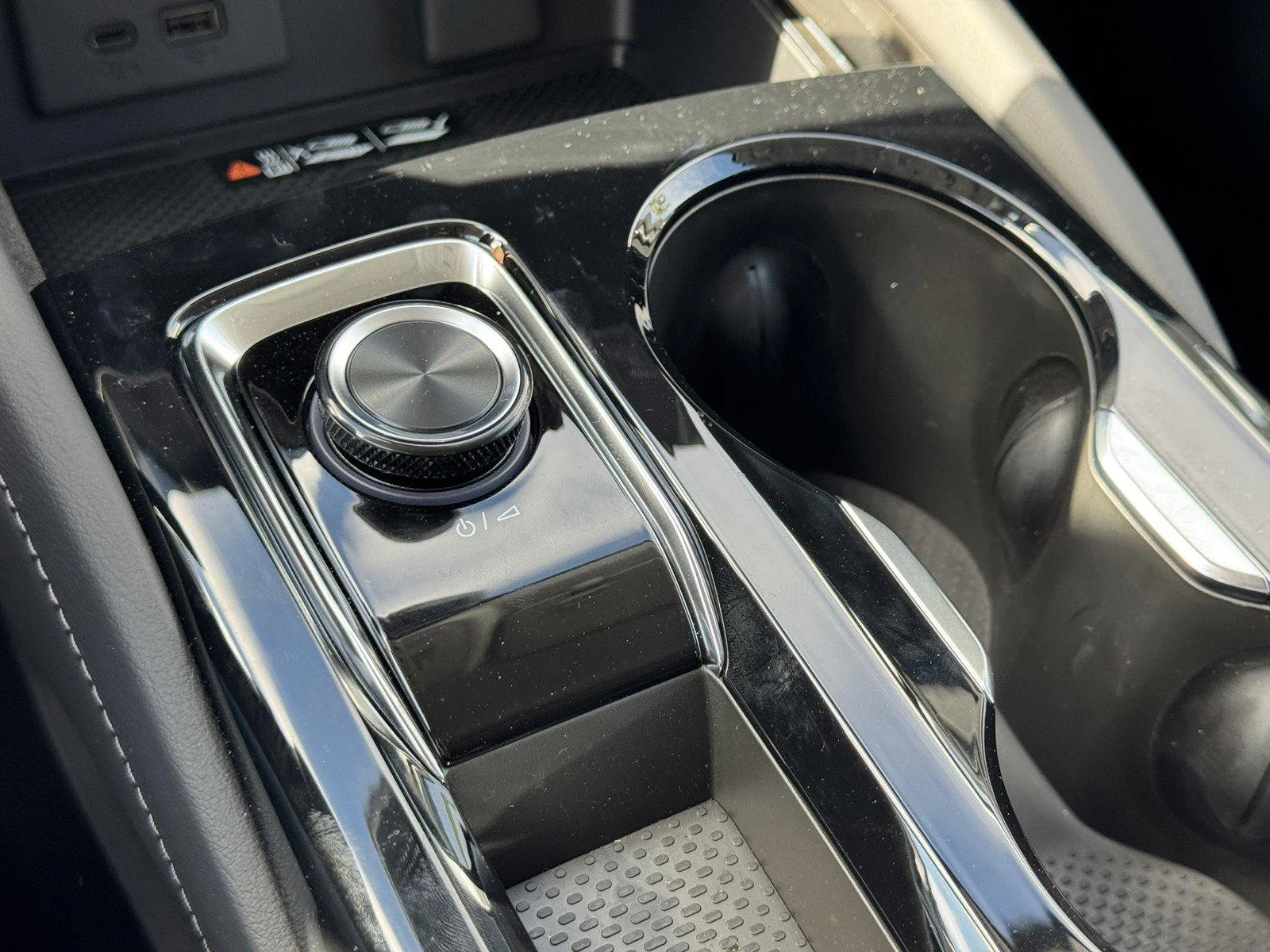 New 2026 Summit White Buick Preferred image 19