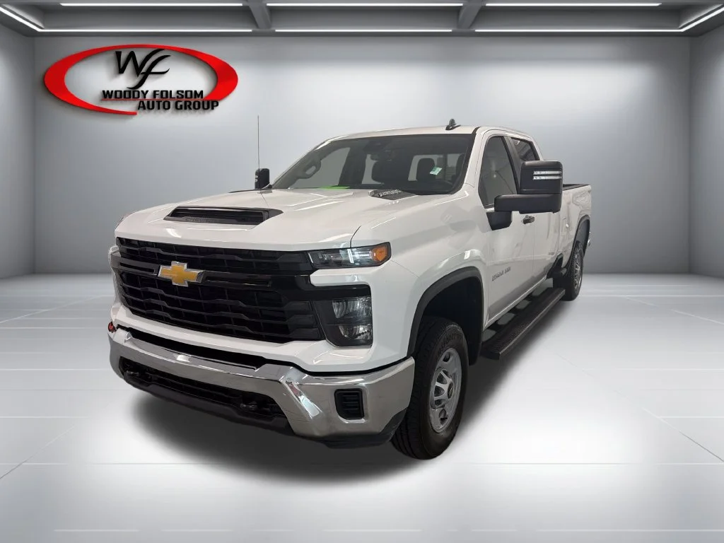 Used 2024 Summit White Chevrolet WT image 3