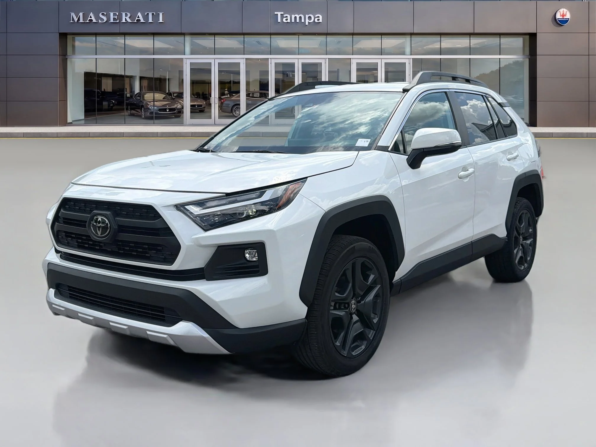 Used 2024 Ice Toyota Adventure image 7