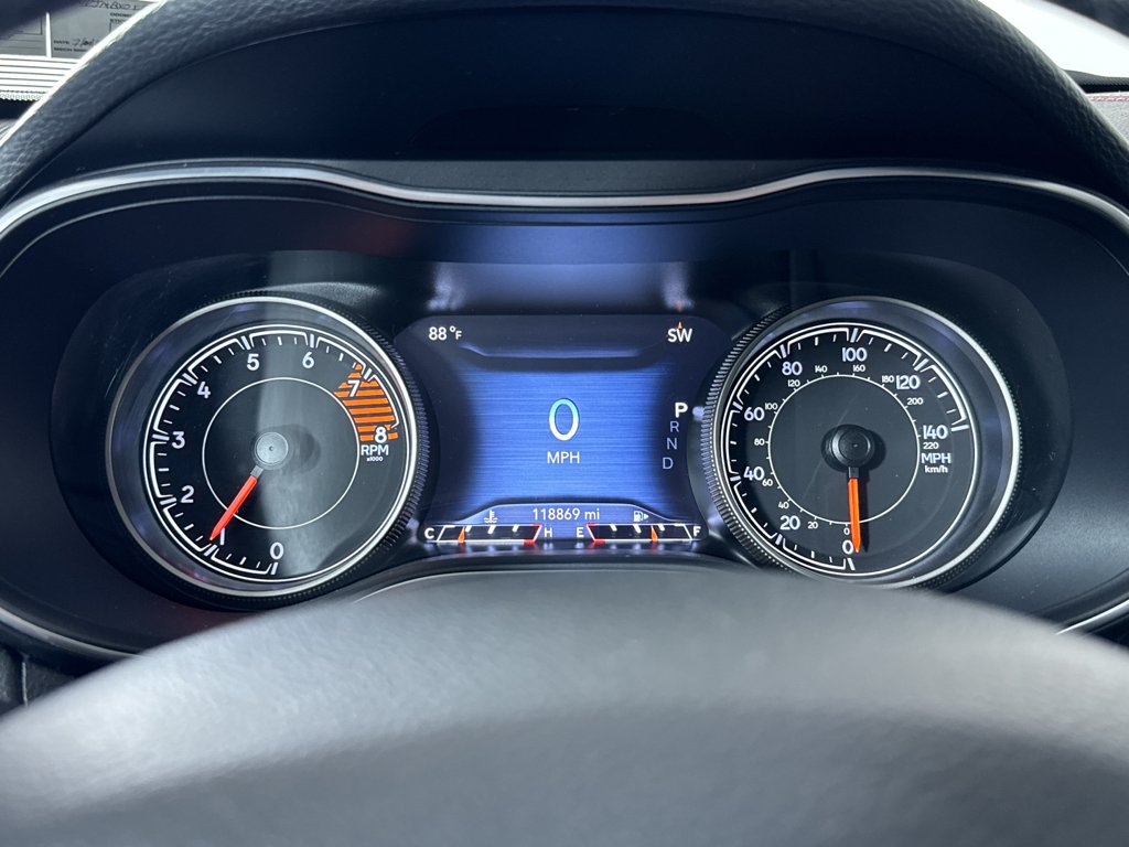 Used 2019 Bright White Clearcoat Jeep Trailhawk Elite image 12