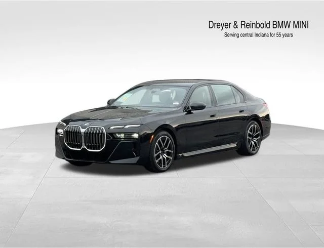 2025 BMW i7 xDrive60 Sedan's photo