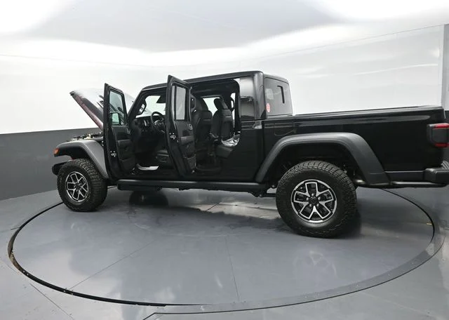 New 2026 Black Clear-Coat Exterior Paint Jeep Rubicon image 36