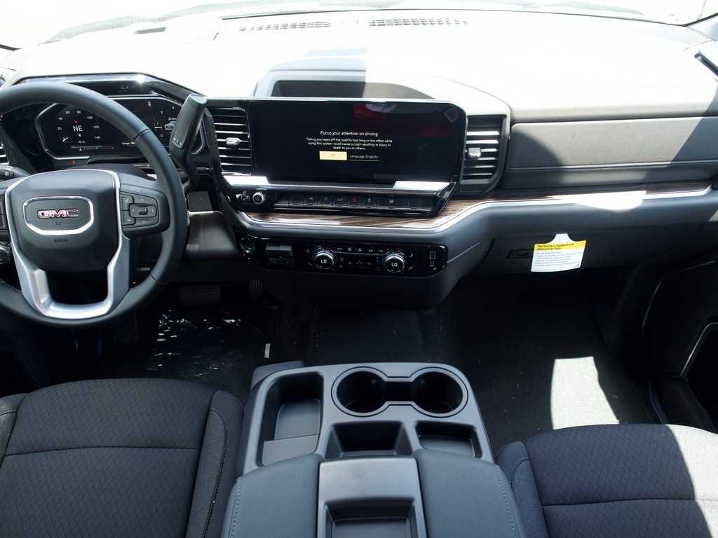 New 2026 Sterling Metallic GMC Elevation image 19