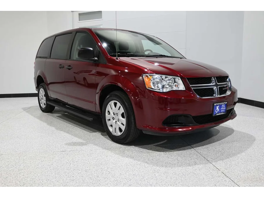 Used 2019 RED Dodge SE Handicap Mobility Van image 3