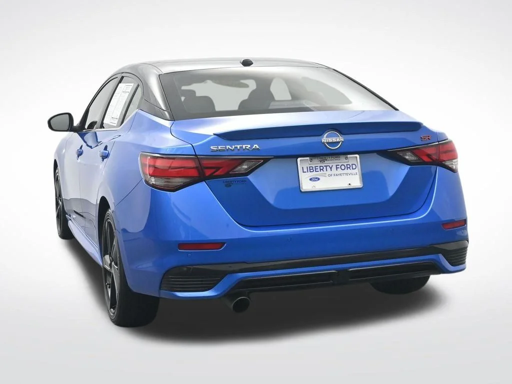 Used 2024 2t Blu Blk Roof Nissan SR image 9