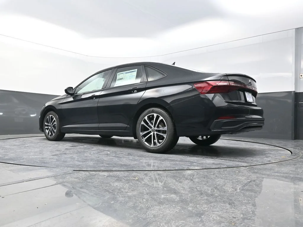 New 2026  Volkswagen 1.5T Sport image 26