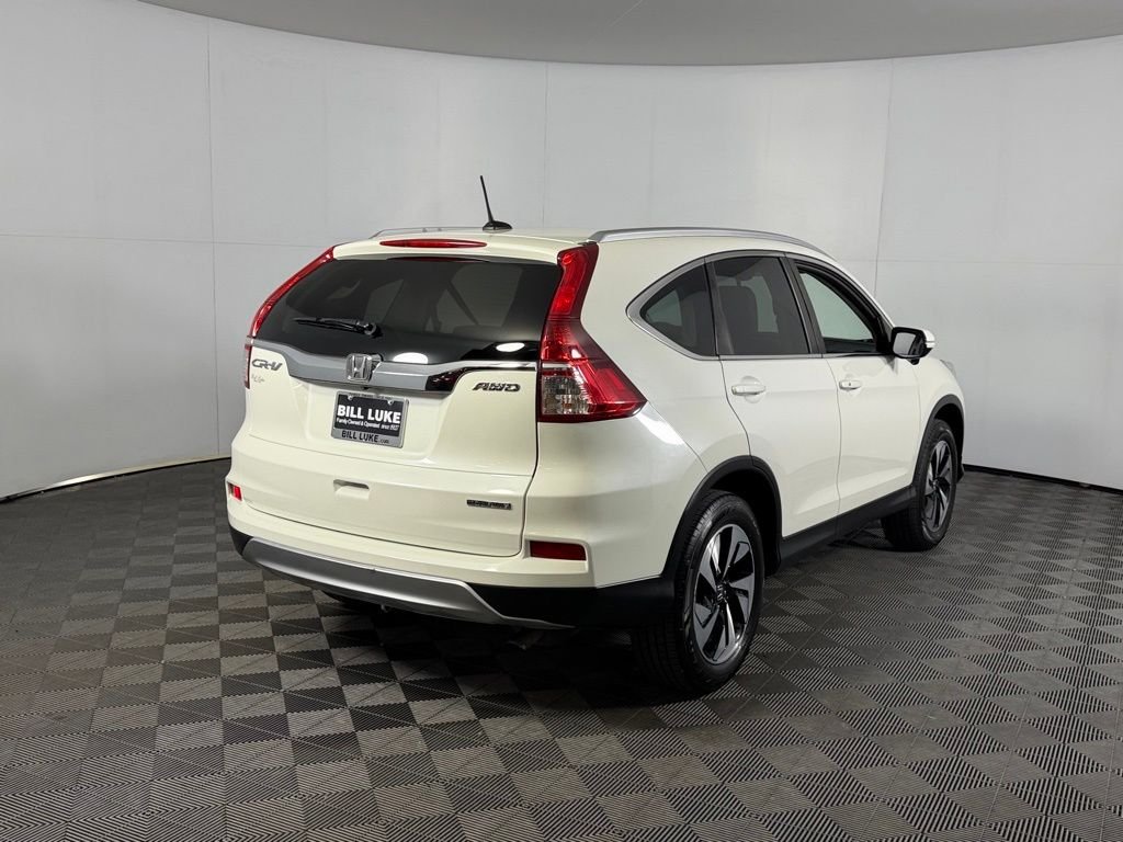 Used 2016 White Honda Touring image 5