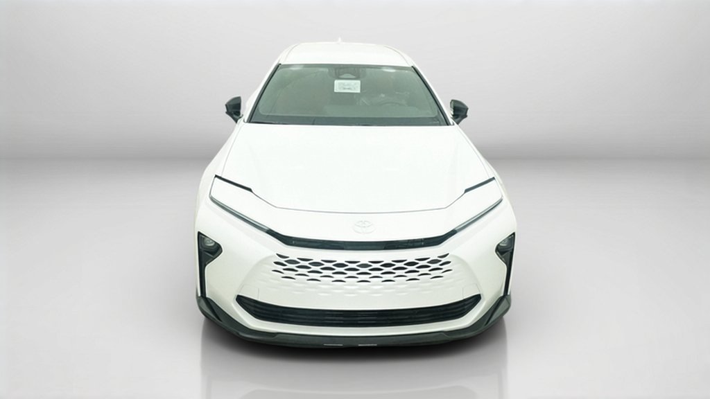 New 2026 Oxygen White Toyota XLE image 16