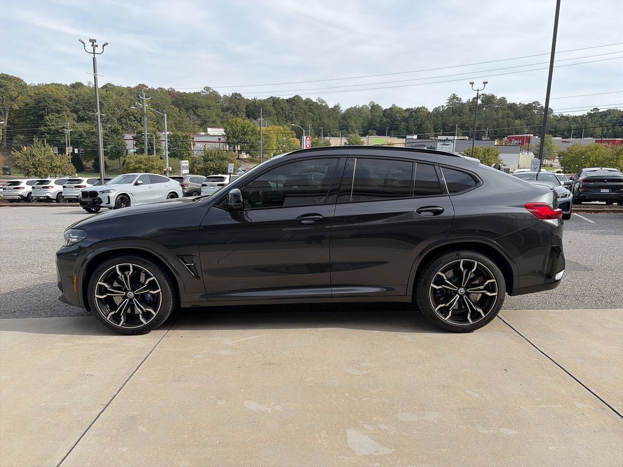 Used 2023 Dark Graphite Metallic BMW  image 5