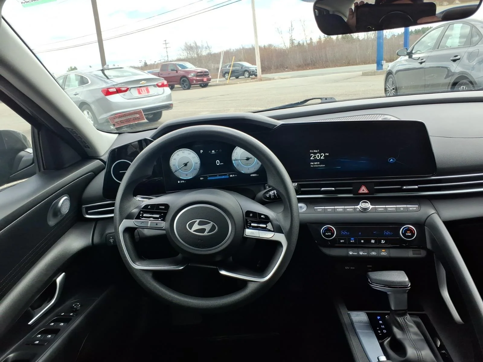 Used 2024 Gray Hyundai SEL image 18