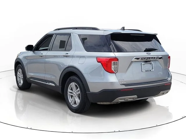 Used 2023 Silver Ford XLT image 7