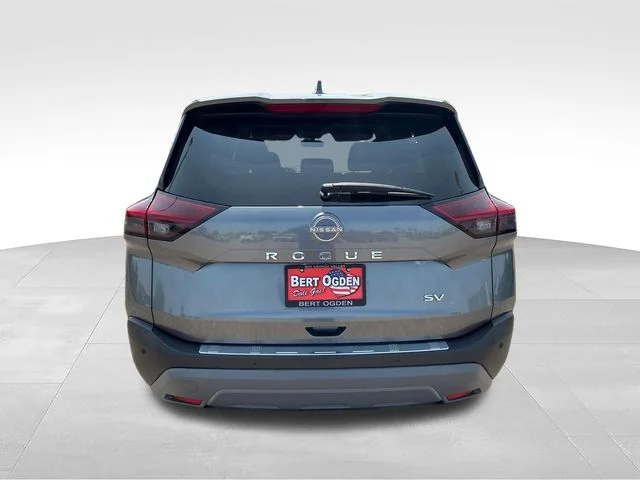 Used 2023 Gray Nissan SV image 6