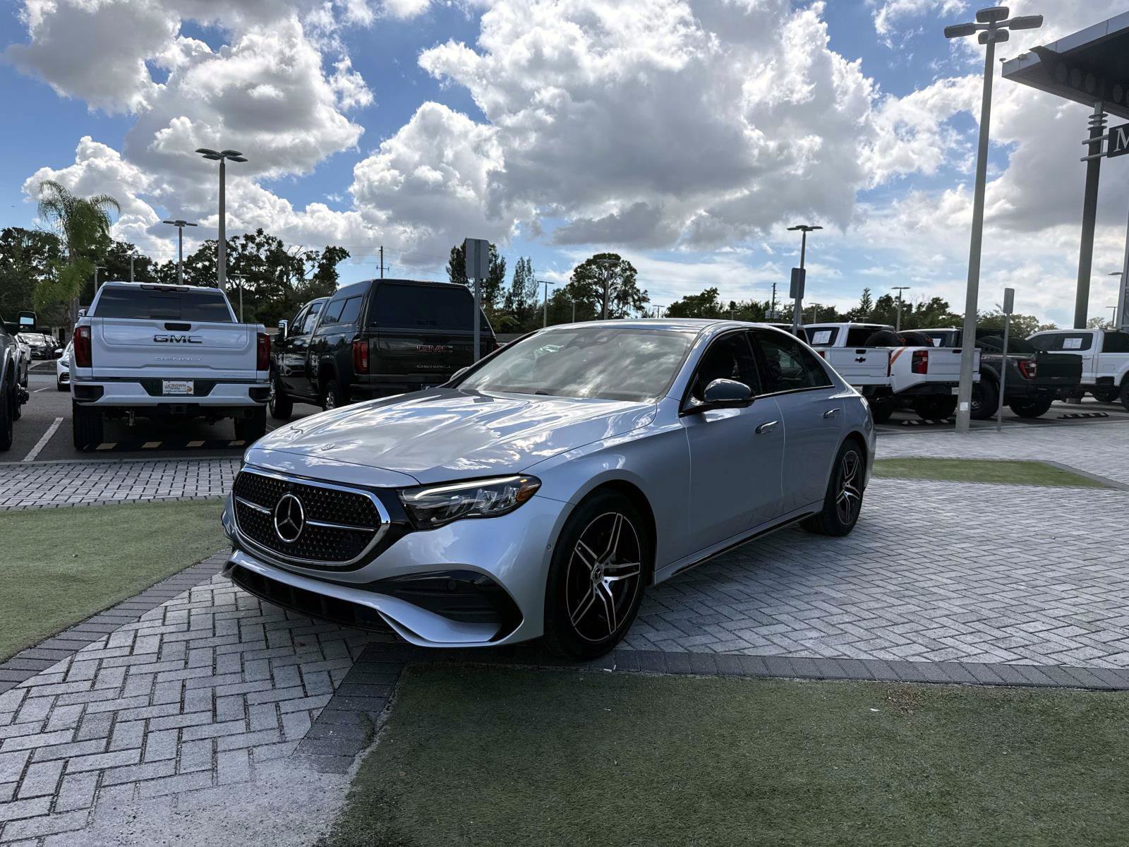 New 2027 Silver Metallic Mercedes-Benz E 350 RWD Sedan image 2