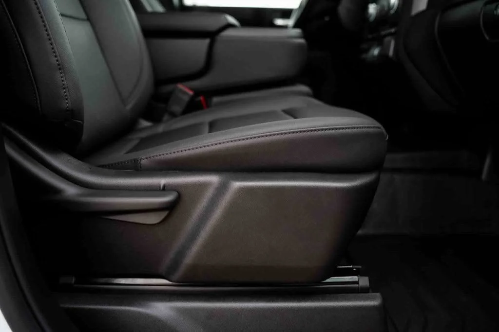 2025 GMC Sierra 2500HD Pro - Photo 31