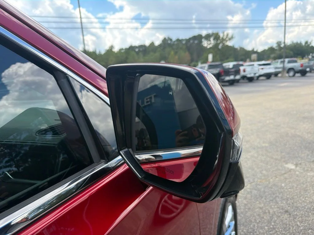 Used 2021 Red GMC Denali image 9