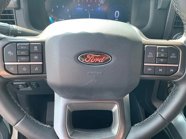 Used 2024  Ford XLT image 19