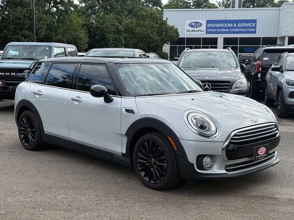 Used 2019 White Silver Metallic MINI  image 4