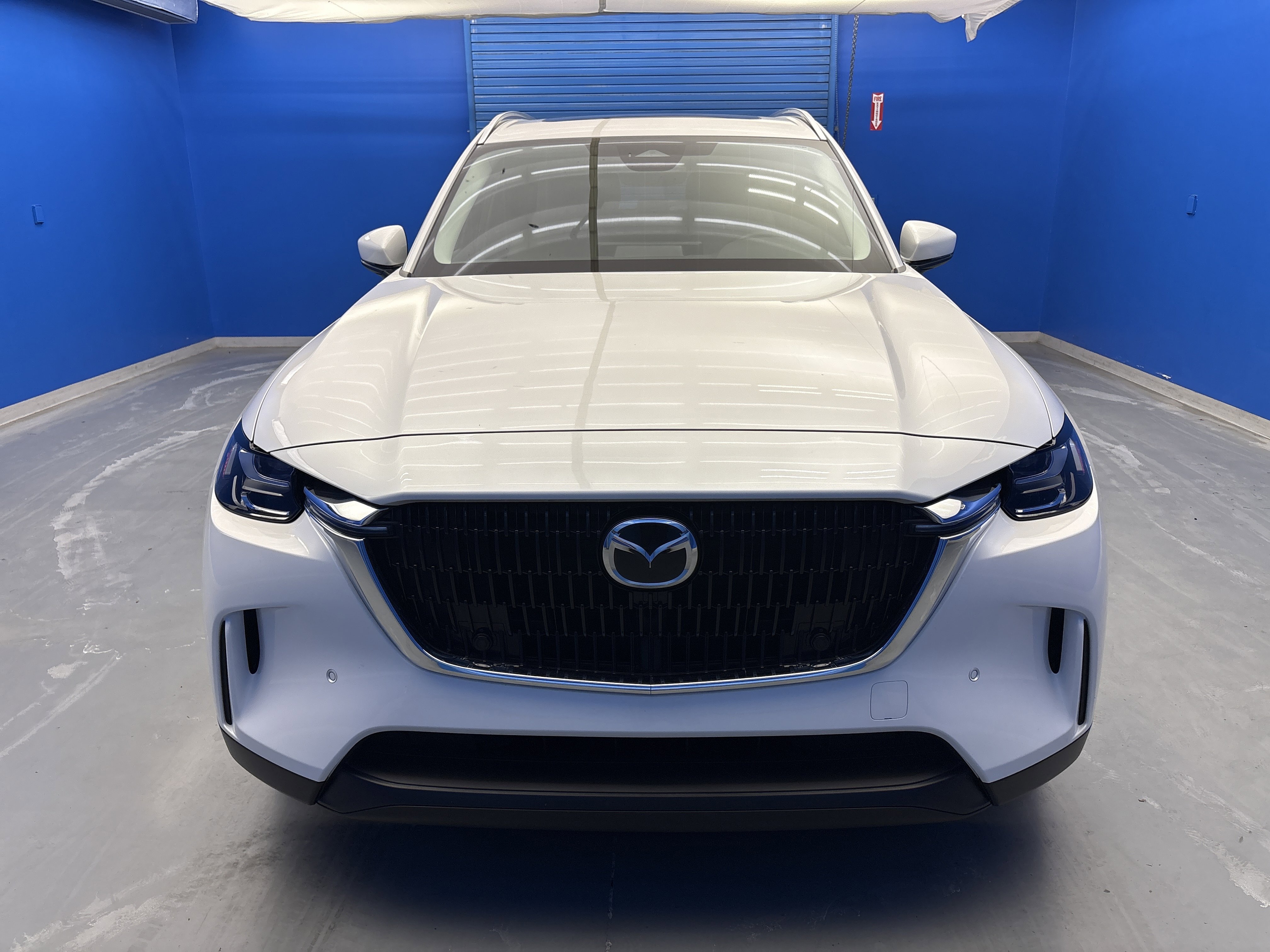 Used 2025 Rhodium White Premium Mazda Preferred Package image 3