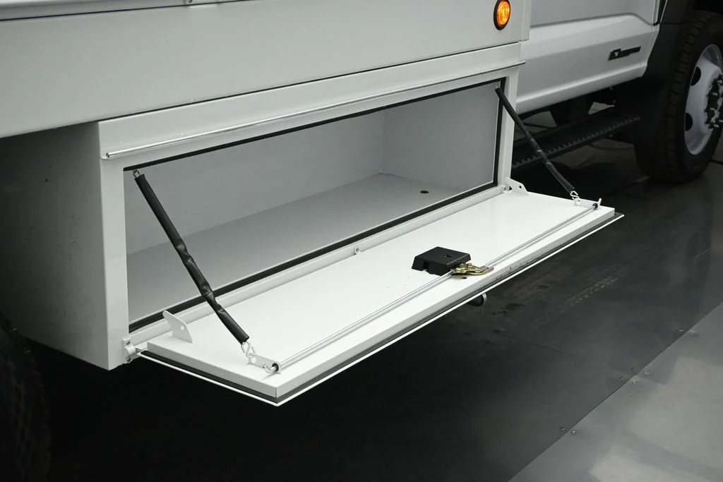 New 2025 Oxford White Ford XL image 22