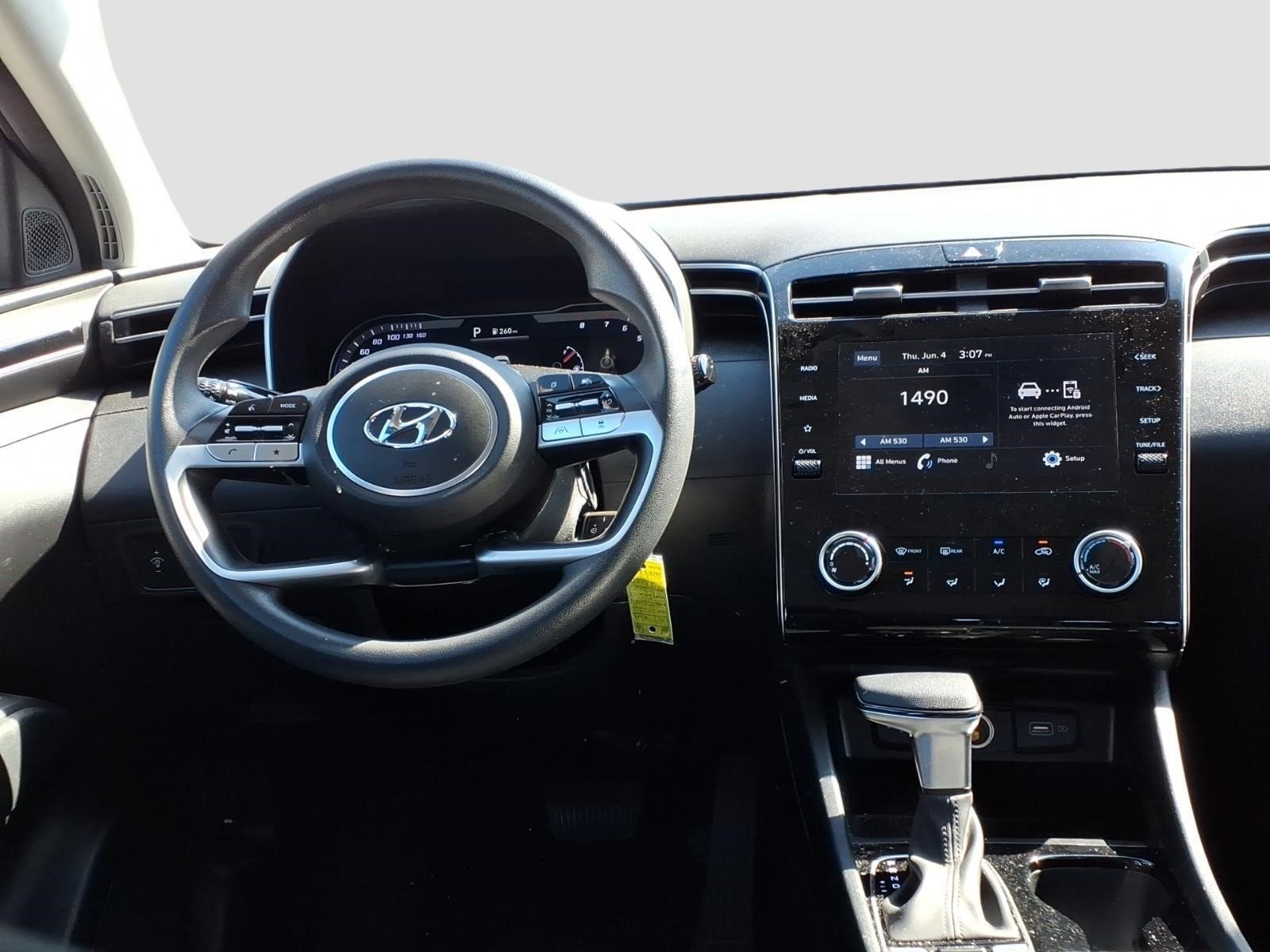Used 2024 Hampton Gray Hyundai SE image 7
