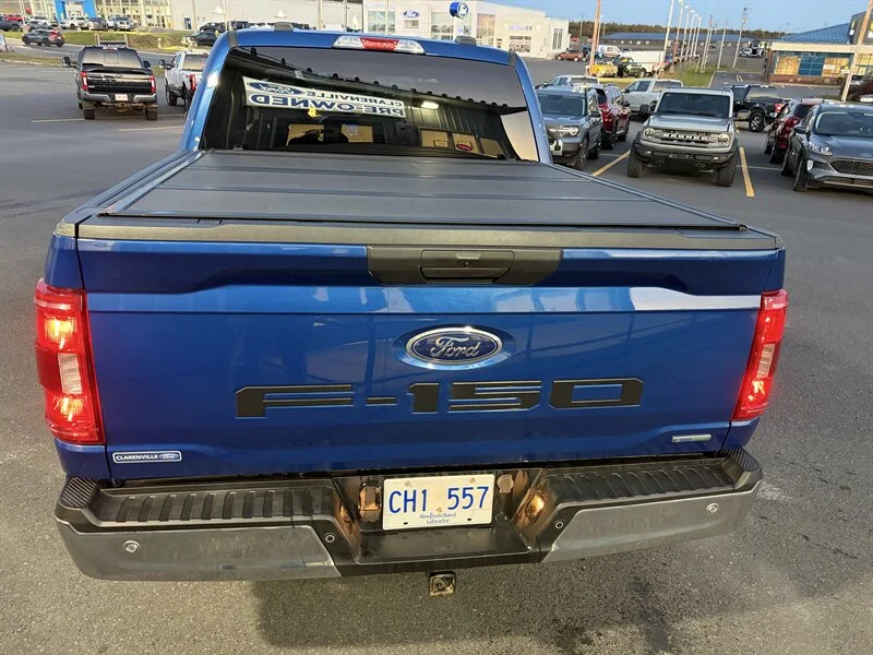 Used 2023 Blue Ford XLT image 12