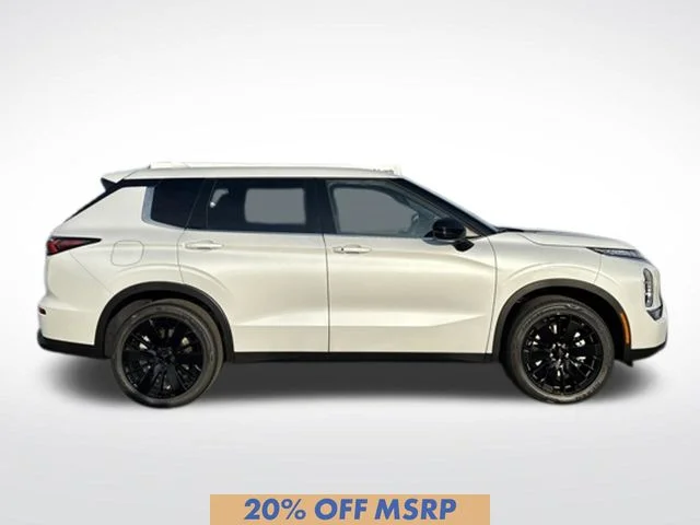 New 2026 White Mitsubishi LE image 10