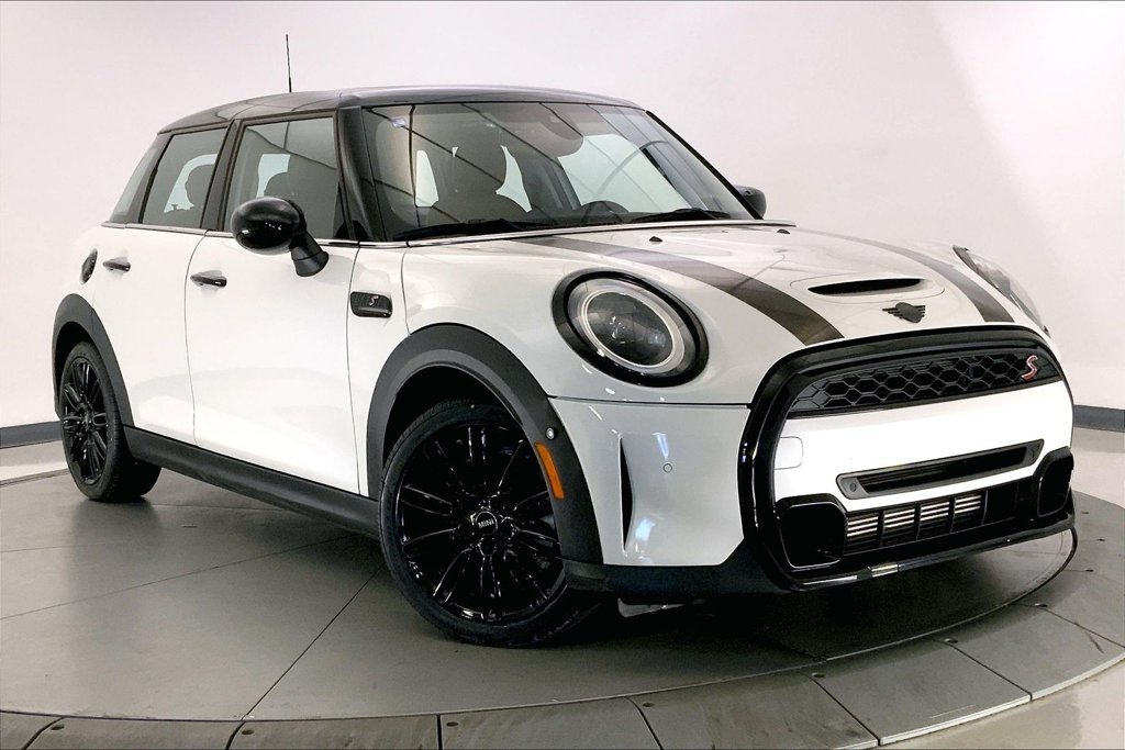 2024 MINI Hardtop 4 Door