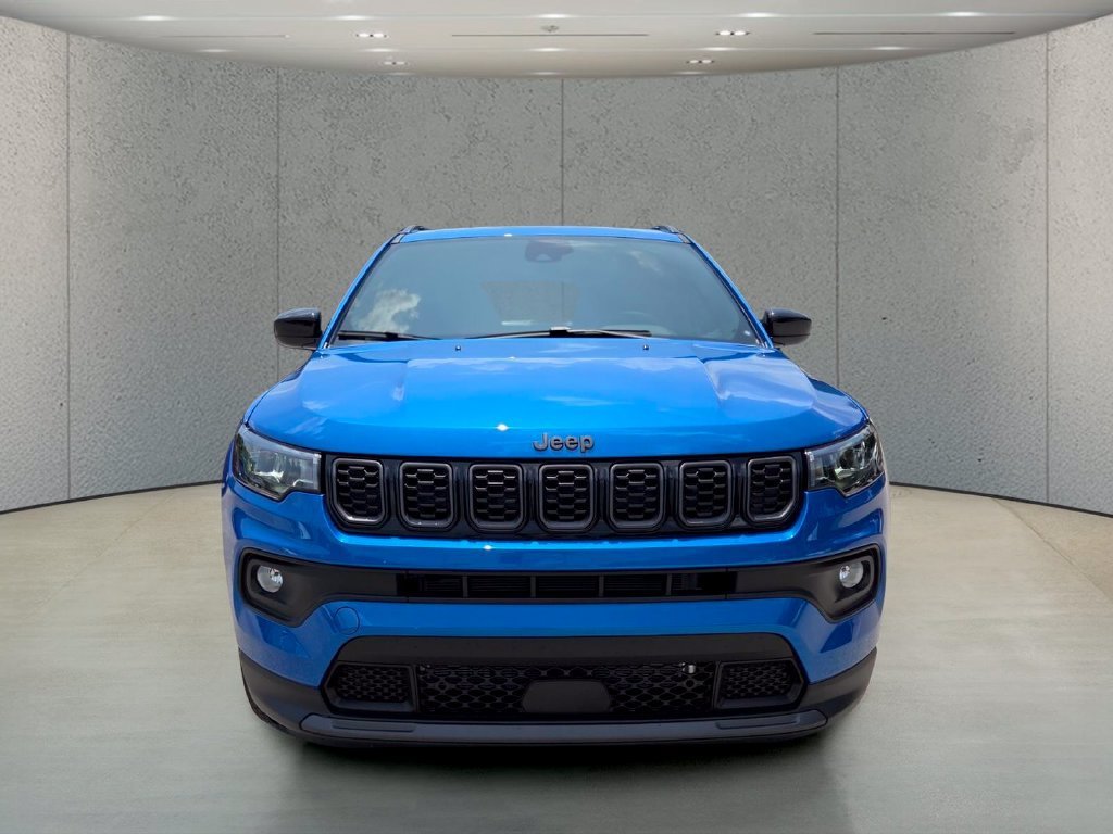 New 2026 Hydro Blue Pearl-Coat Exterior Paint Jeep Latitude Altitude image 12