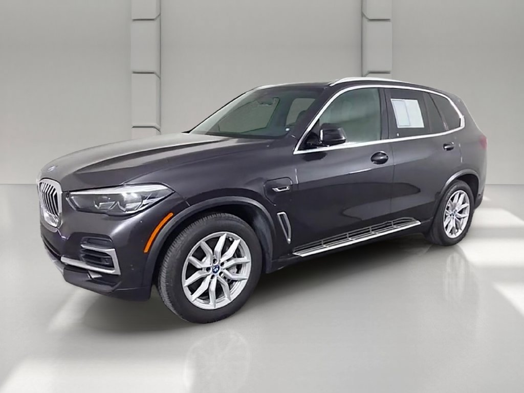 Certified Used 2022 Dark Graphite Metallic BMW xDrive45e image 49