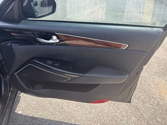 Used 2017 Black Kia Premium image 15