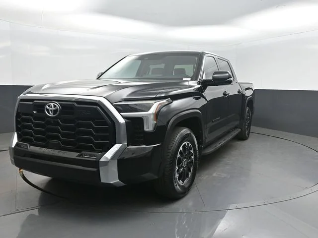Used 2022 Black Toyota SR5 image 2