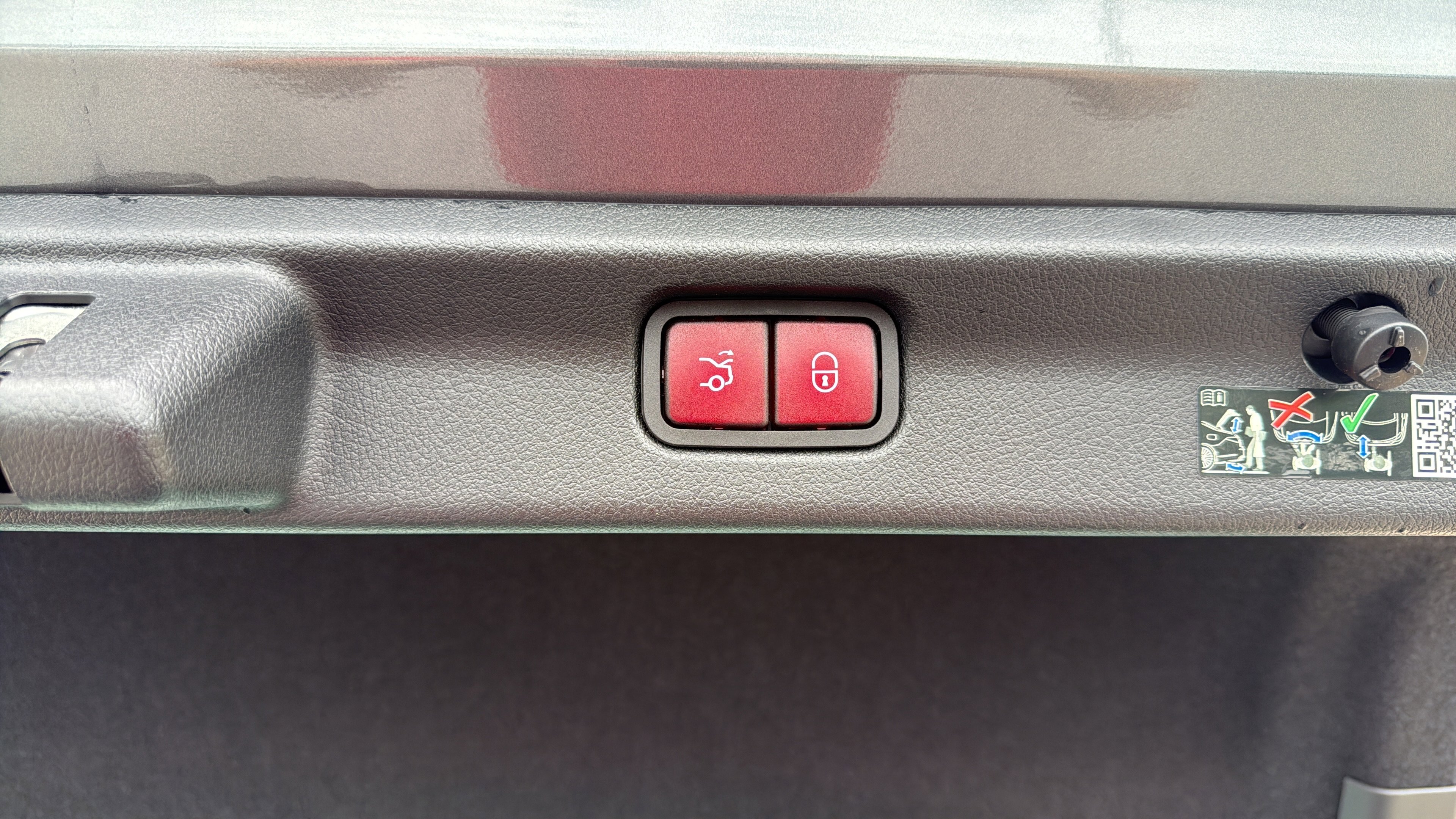 Used 2024 Selenite Grey Metallic Mercedes-Benz EQE 350 image 9