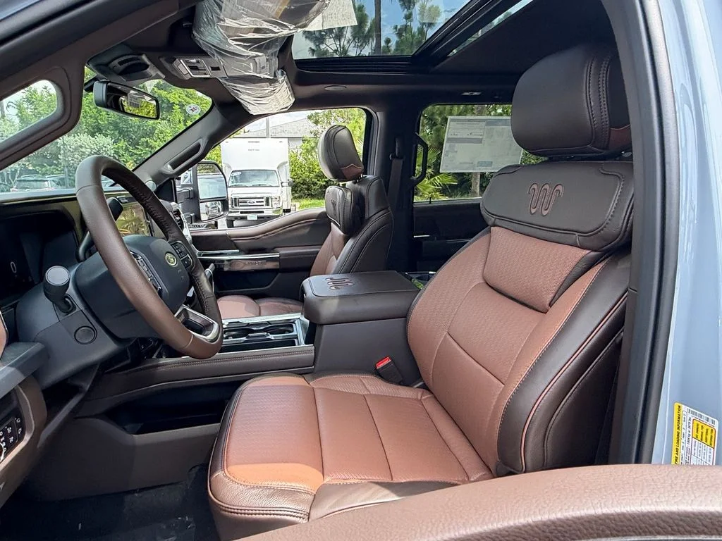 New 2026 Gray Ford King Ranch image 7