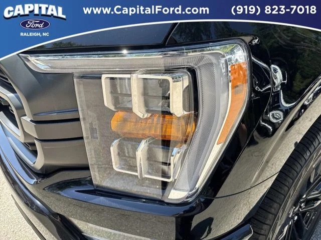 Used 2023 Black Ford XLT image 11
