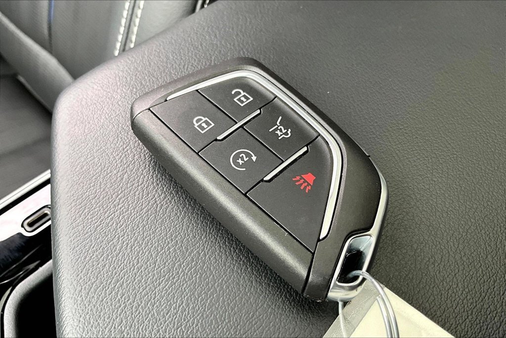 Used 2023 Gray Cadillac Luxury image 10